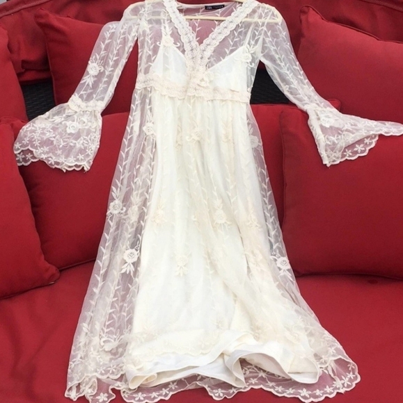 Zara Boho Lace Embroidery Maxi Dress
NWOT SMALL - Picture 3 of 7